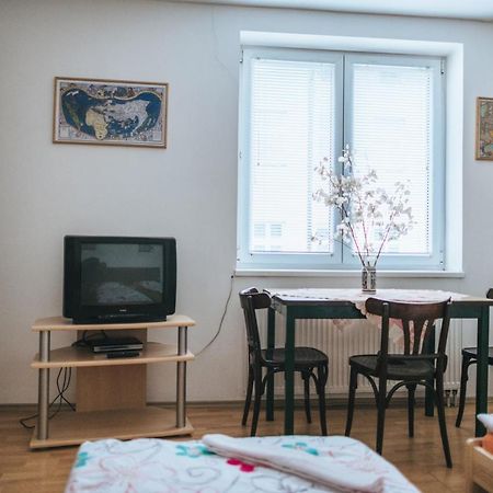 Klub U Namornika Dvůr Králové nad Labem Exteriör bild