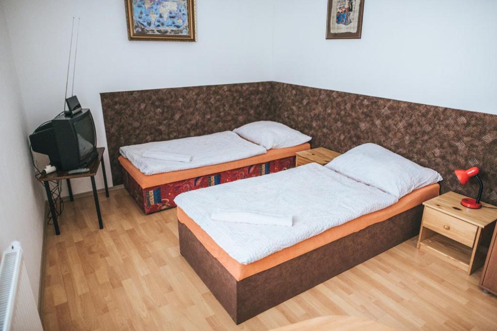 Klub U Namornika Dvůr Králové nad Labem Exteriör bild